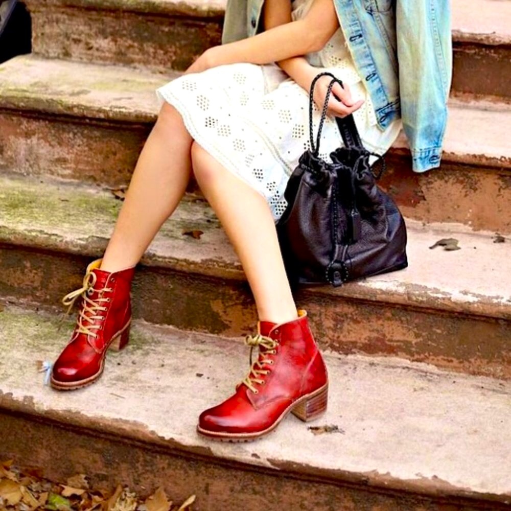 RARE Frye Sabrina 6G LaceUp Red Retro Combat Boots - Picture 1 of 16